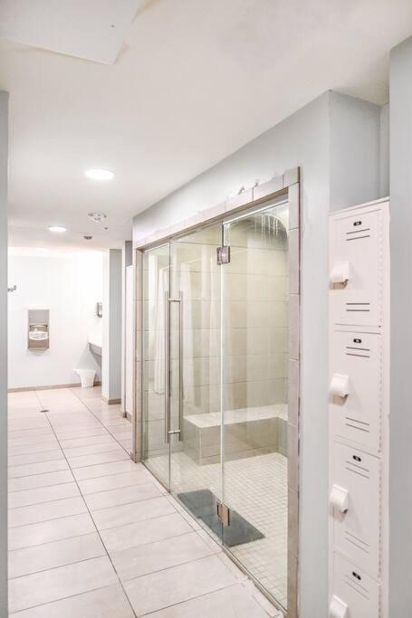 2Br Unit In The Heart Of Dt On Playhouse Square, With Pool And Gym Access-1106 Apartment Cleveland Exterior photo